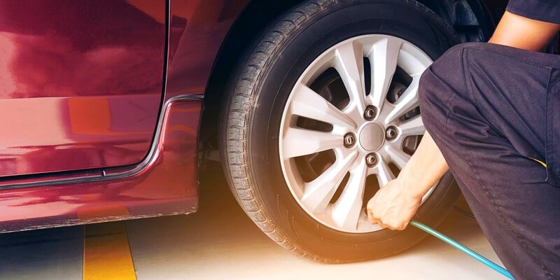 Vérification pneu Toyota Yaris