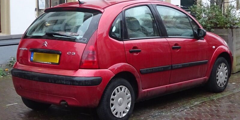 Voiture Citroen C3 rouge